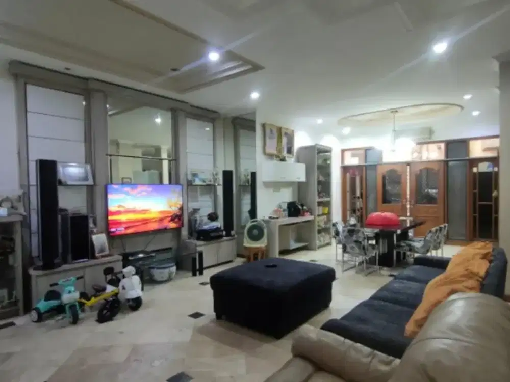 Disewakan Rumah Darmo Permai Full Furnish