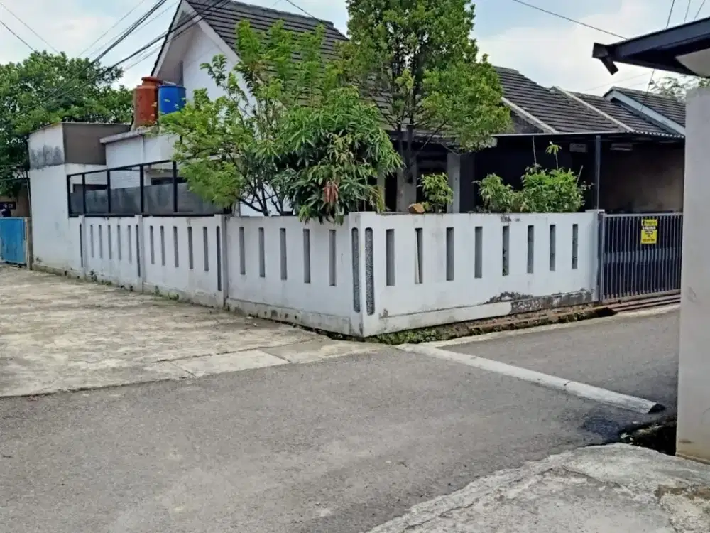 Jual Rumah LUAS posisi HOOK harga MURAH di Cisaranten arcamanik Bandung