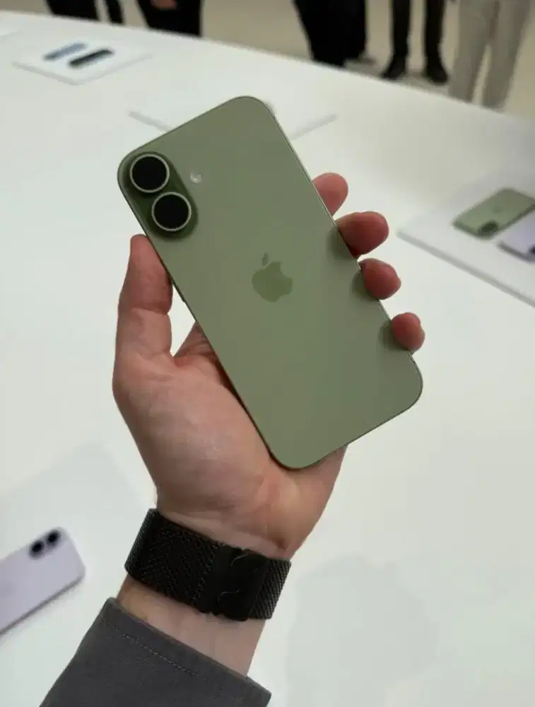 Cicilan iPhone 17 Series dari Home Credit Modal KTP