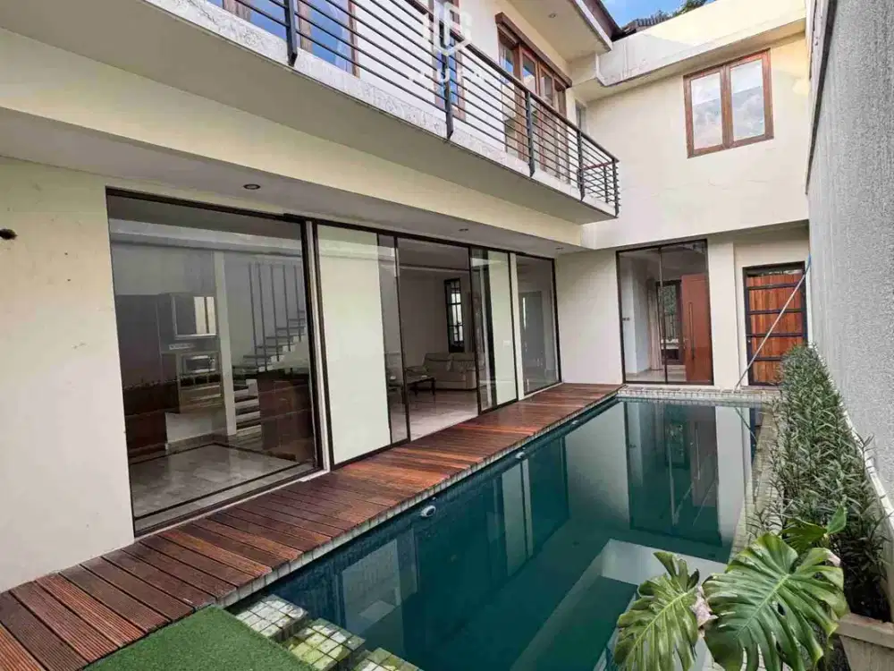 disewakan townhouse 3br full furnish area kemang