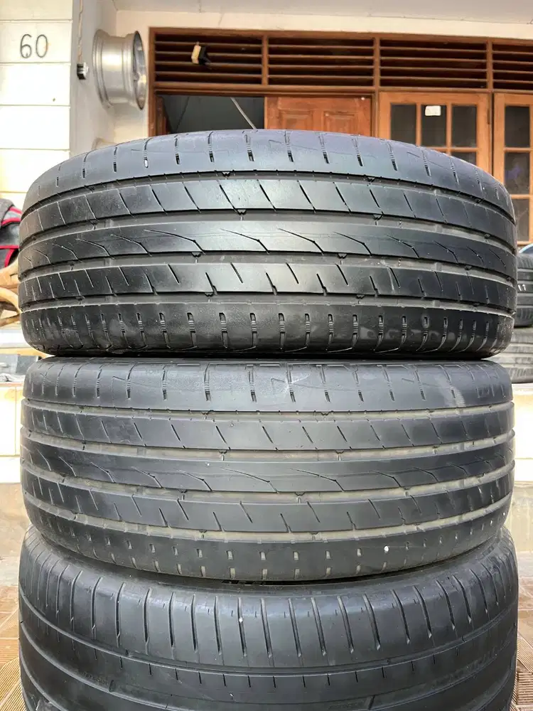 Ban Continental Ultra Contact UC6 SUV 225 55 r19 2Pcs