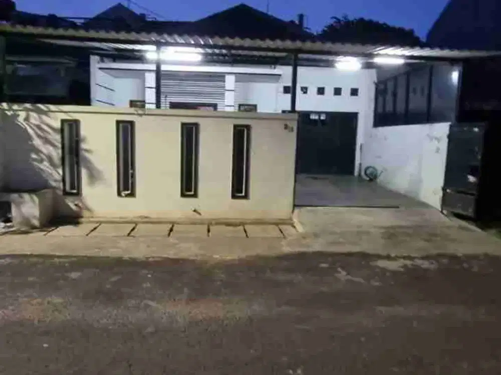 Rumah 1 ½ lantai di Cipinang Indah 1 Jakarta Timur