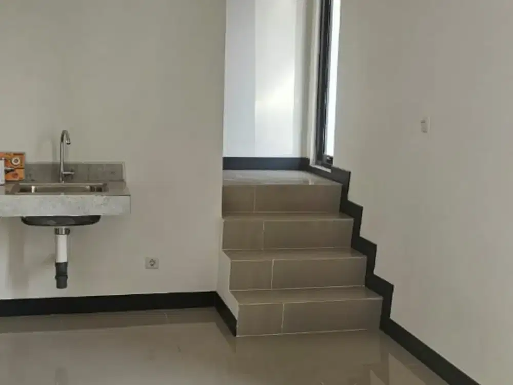 Disewakan Rumah Brand New Cluster Nismara - Harapan Indah- Bekasi