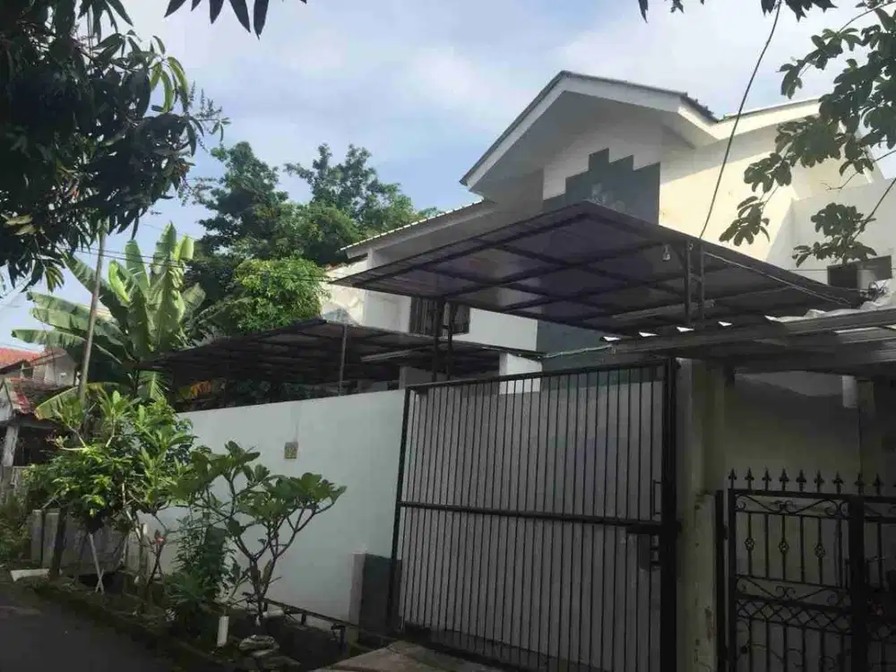 Rumah 2 Lantai untuk Usaha di Cipinang Indah Jaktim