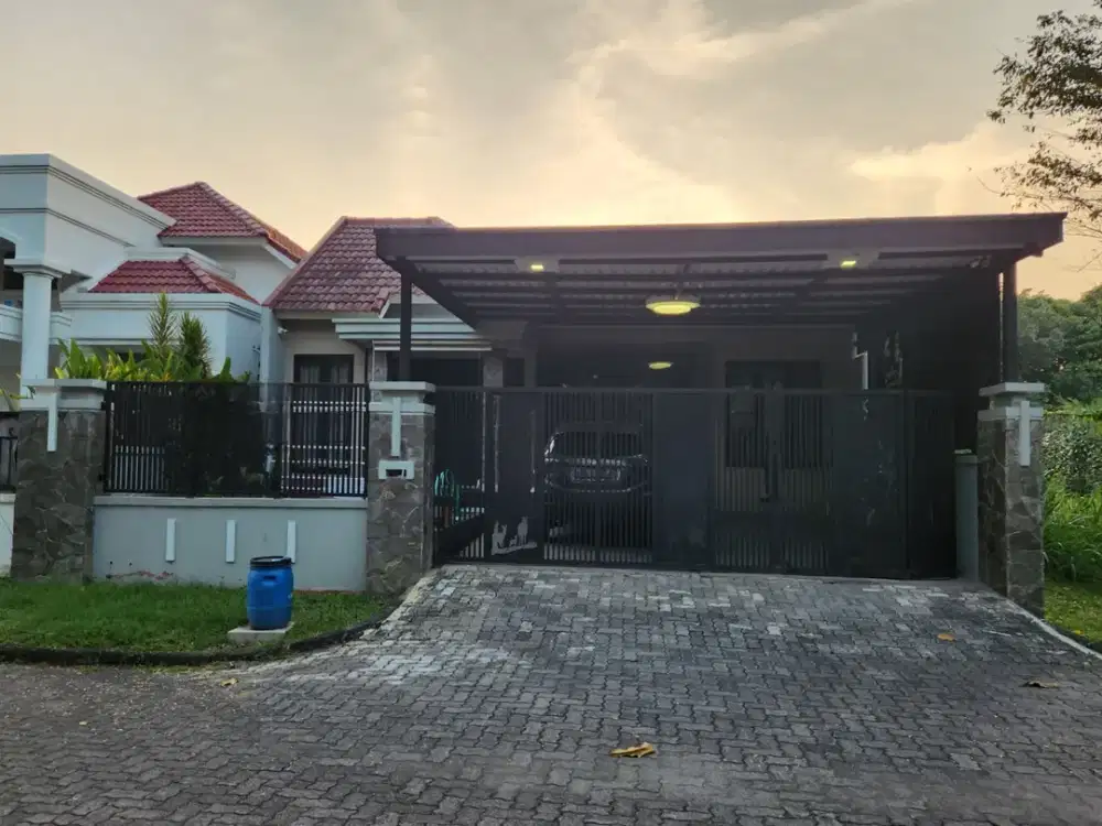Rumah Bagus Graha Padma Semarang Barat