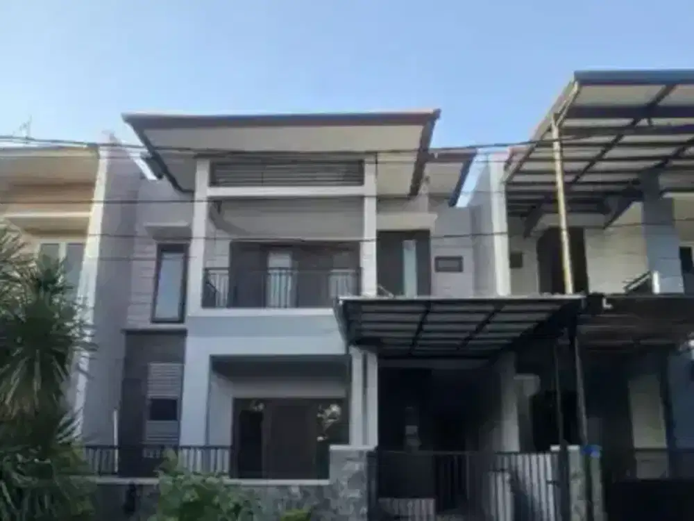 Di jual Rumah 2 lantai siap huni di ARAYA 2
STRATEGIS SIAP HUNI