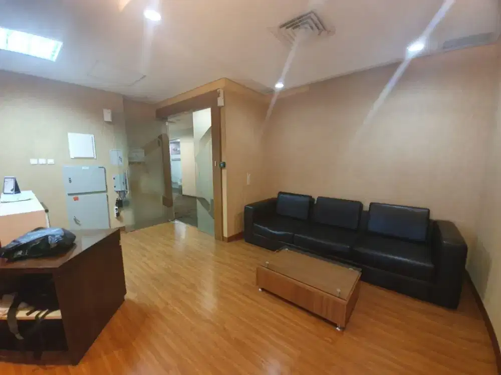 Jual Office Gandaria 8 Furnished 264 sqm Mid Zone
