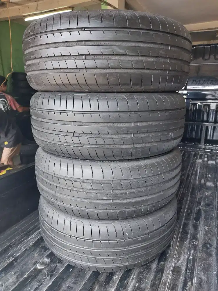 Ban Mini Cooper 225 45 R19 Goodyear Eagle F1 RFT Produksi 2023