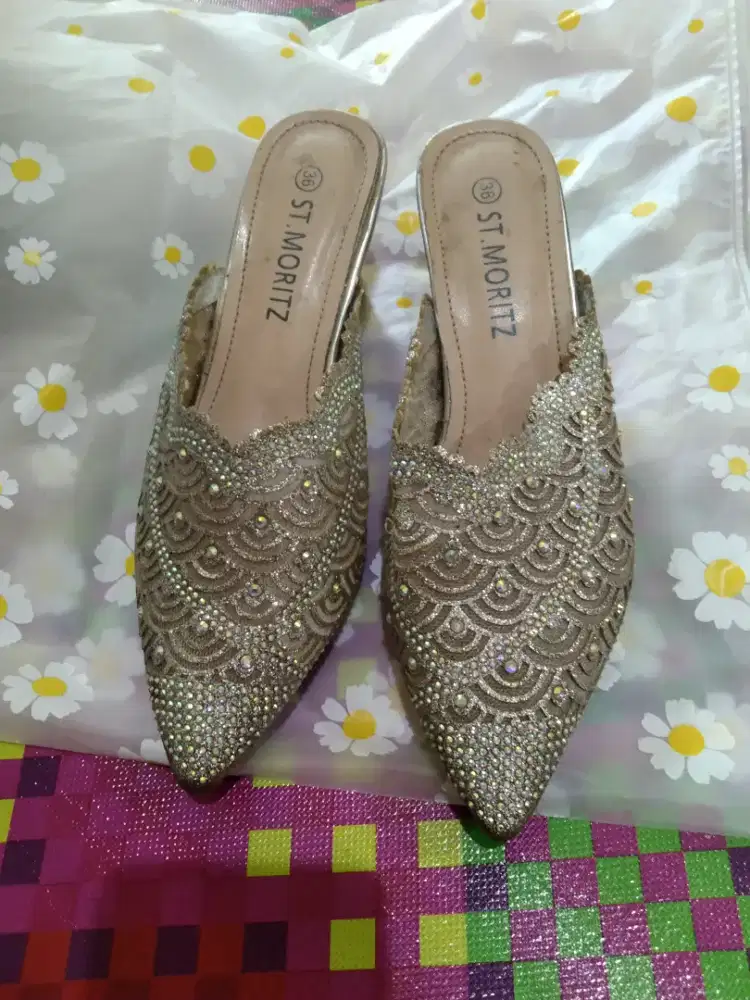 Sepatu Sandal Moritz Size 36