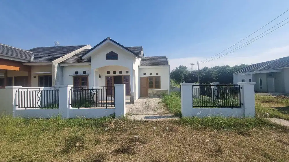 Di Jual Rumah Strategis Samping Summarecon Karawang