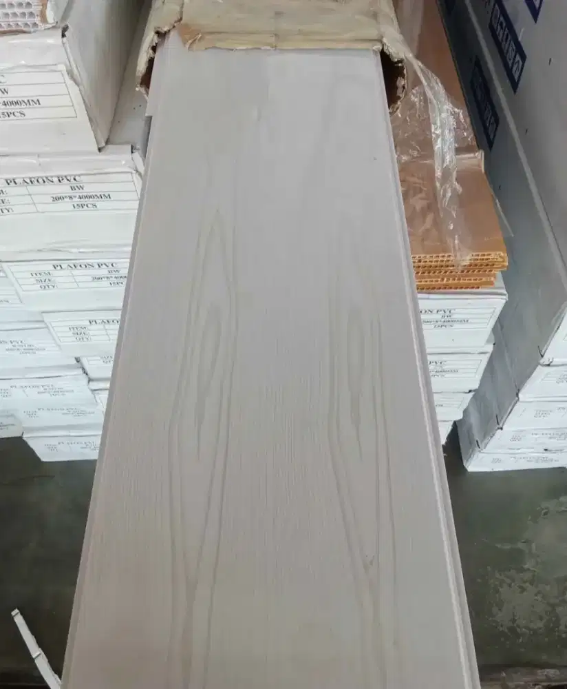 PLAFON PVC MENERIMA ANTAR BAHAN & TERPASANG