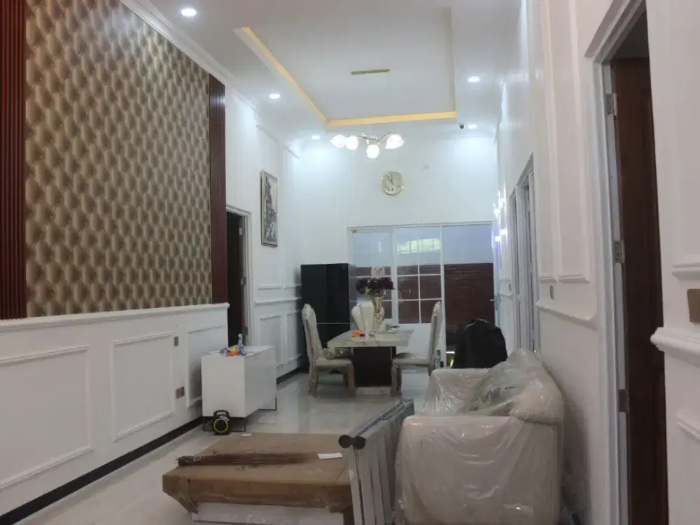 Dijual Rumah Lokasi Strategis di Perum Graha Padma Semarang