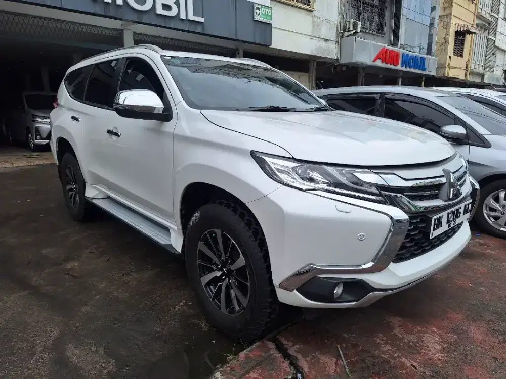 PAJERO SPORT DAKAR 4X2 2018 PUTIH