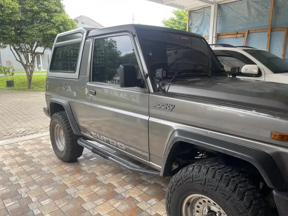 Daihatsu Taft Rocky 1993