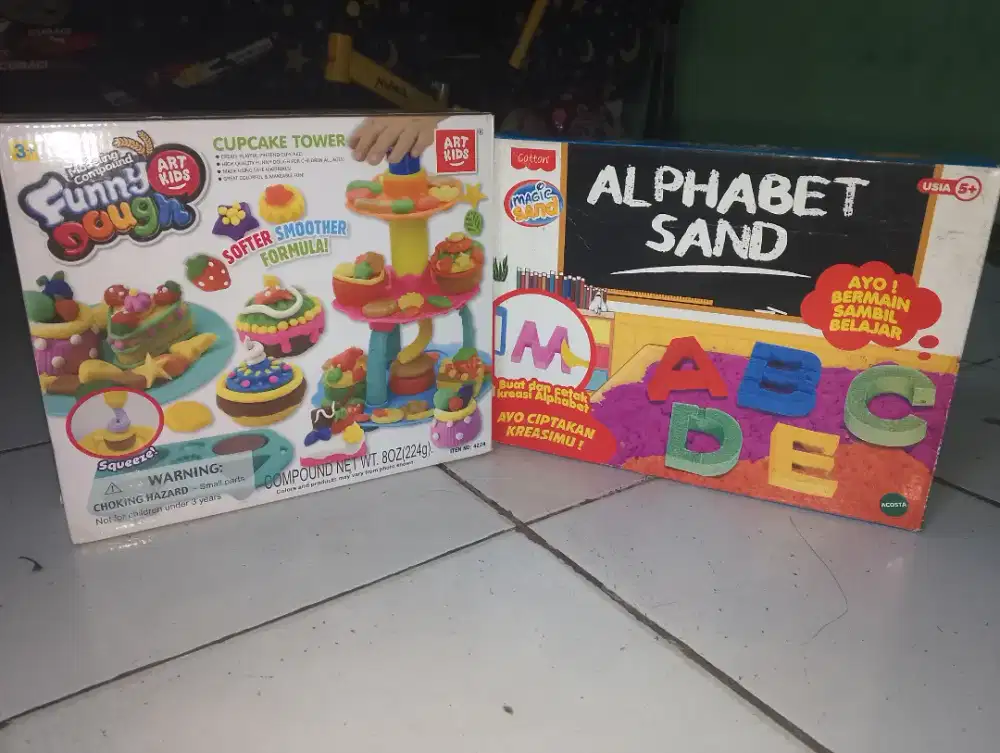 Art kids-alphabet sand