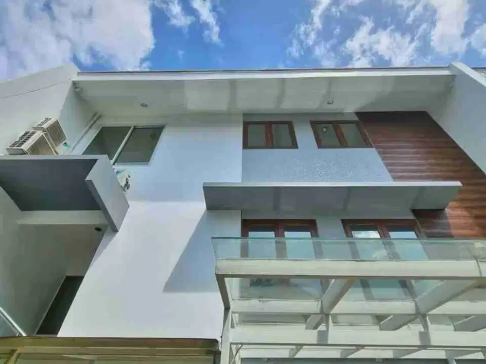 Rumah Bagus Siap Huni 3 Lantai Di Cipete Jaksel