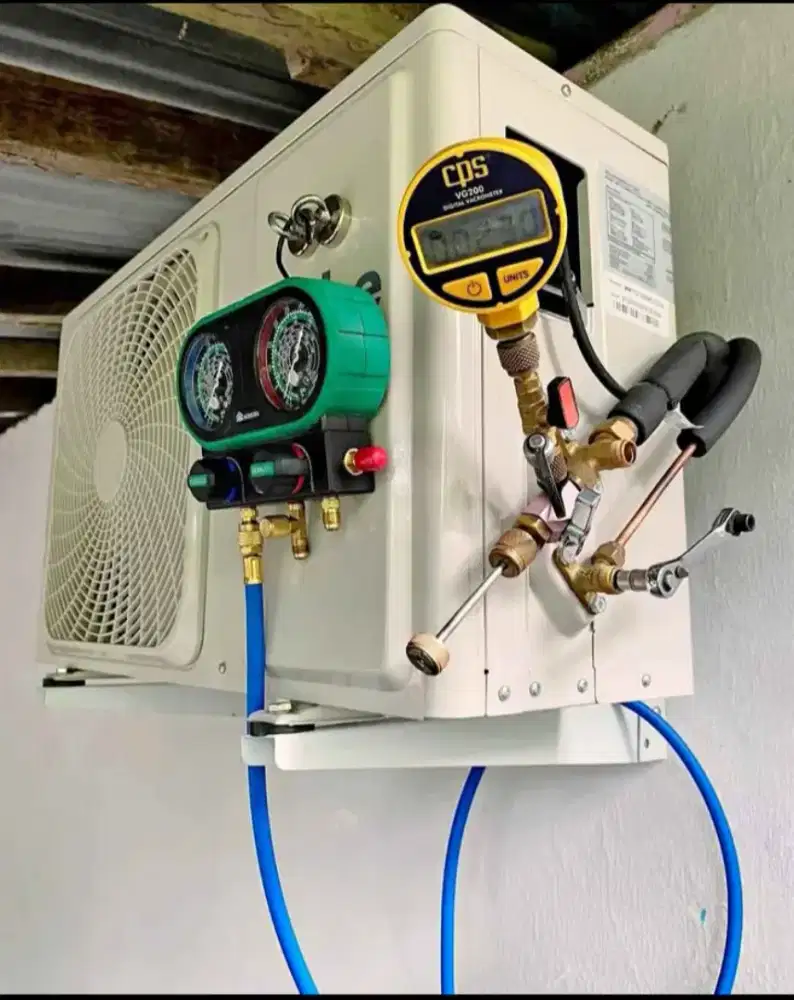 SERVICE AC BONGKAR PASANG AC ISI FREON KULKAS SOKES MESIN CUCI DEPOK