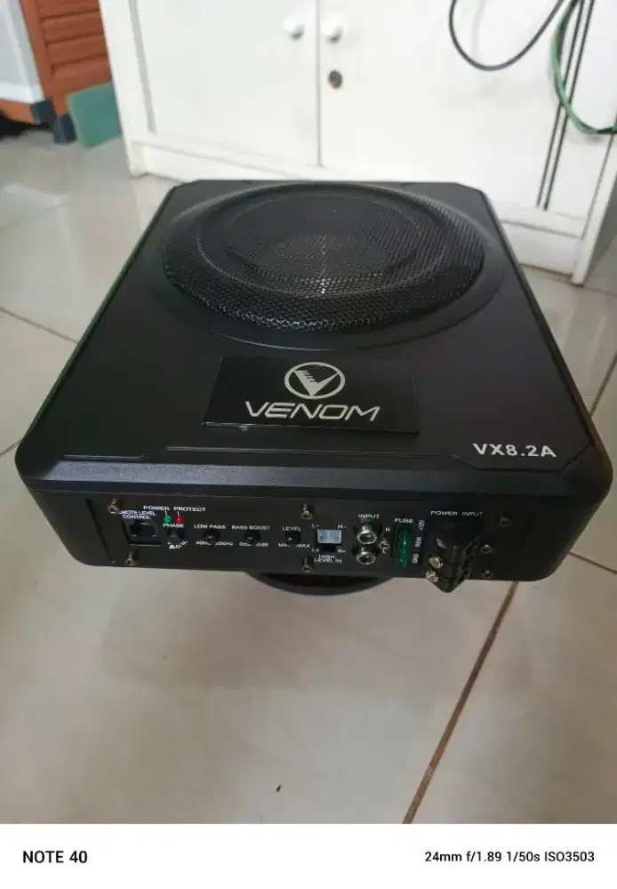 Subwoofer kolong venom 8 inch