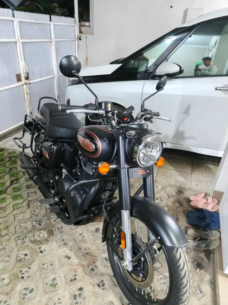 Royal Enfield bullet 350 2024