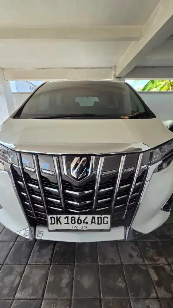 Alphard 2.4 G 2018 plat DK Bali ban baru