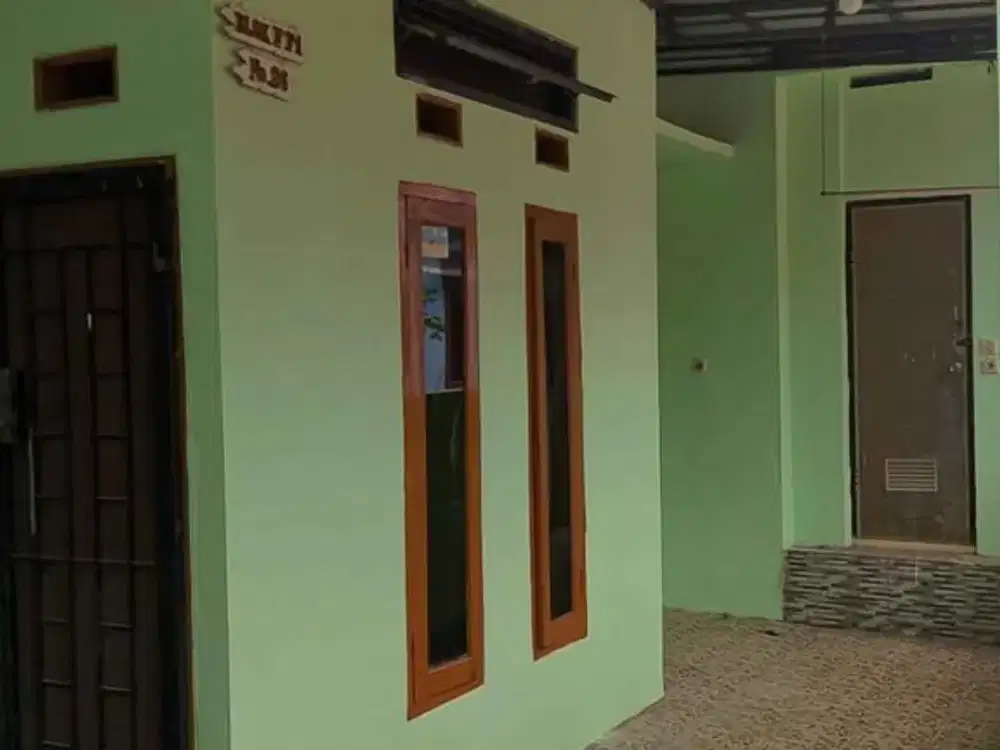 Rumah Posisi Hook Bebas Banjir di Kaliabang Pondok Ungu Bekasi Jawa Barat