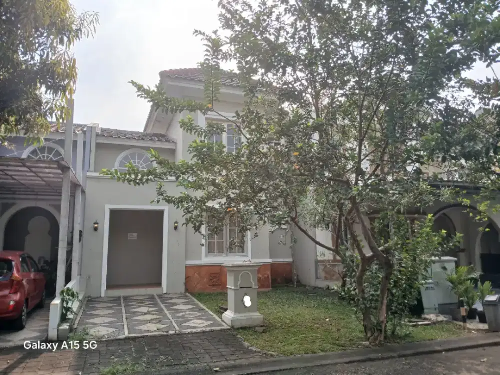 Di Jual Rumah di Legenda Wisata Cibubur