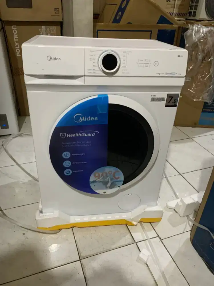 Mesin cuci front loading midea 7,5kg