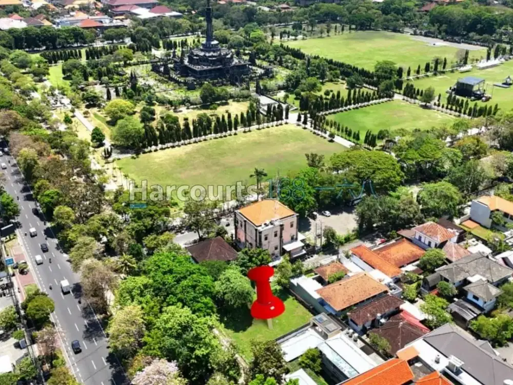 Tanah Daerah Renon dan dekat Lapangan Renon