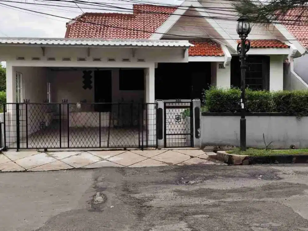 Disewakan Rumah Cantik Siap Huni Di Jalan Utama Bukit Cimanggu City Akses TOL