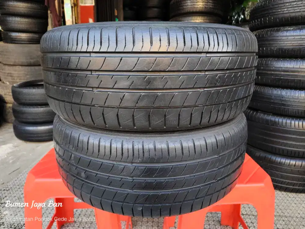 Ban 215 45 R17 Dunlop sp sport lm 705 untuk altis vios mobilio livina