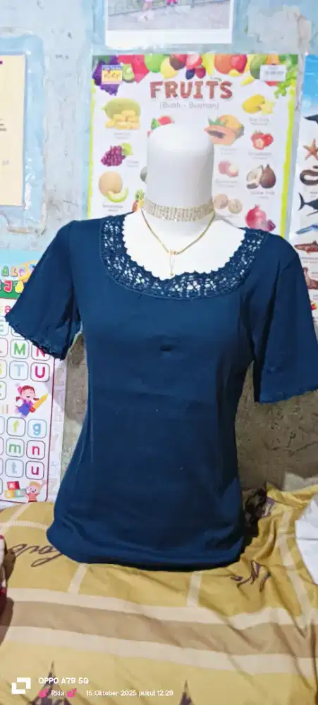 Atasan navy manik cantik