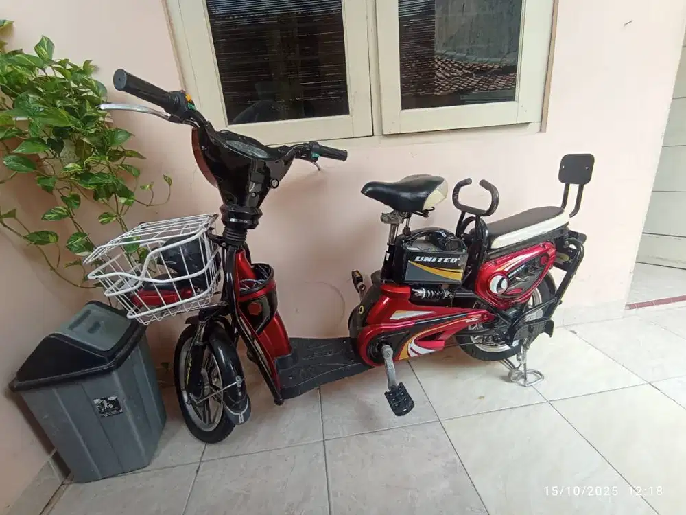 Sepeda Listrik United