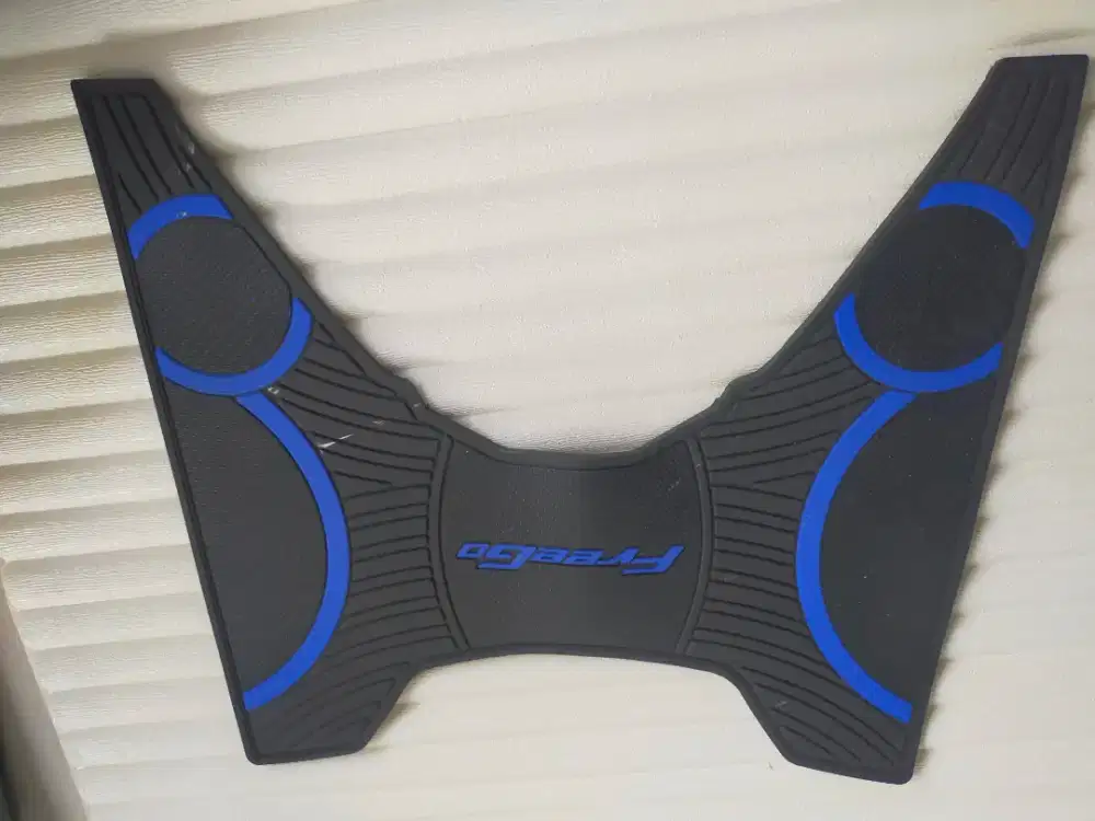 Karpet alas kaki freego