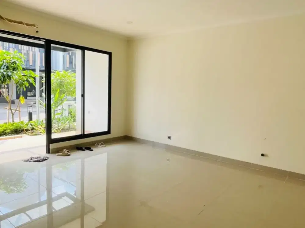 Rumah Dekat Kawasan Kuliner & Kampus di Cluster Strozzi Gading Serpong