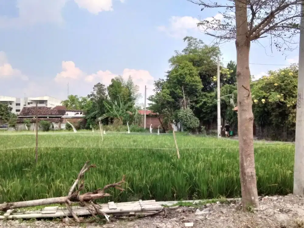 5 Menit Sekolah Al Abidin Banyuanyar, Tanah SHM 120 m