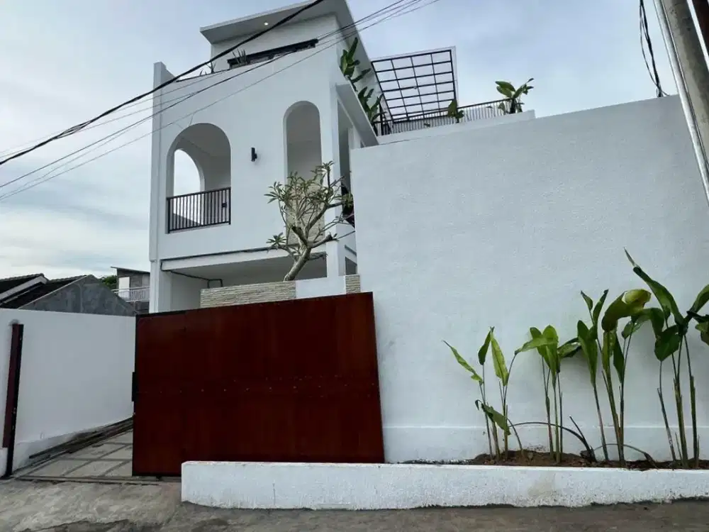 Dijual Villa Baru Siap Huni View GWK di ungasan Bali