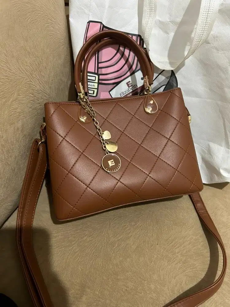 Tas Elizabeth (PL like new)