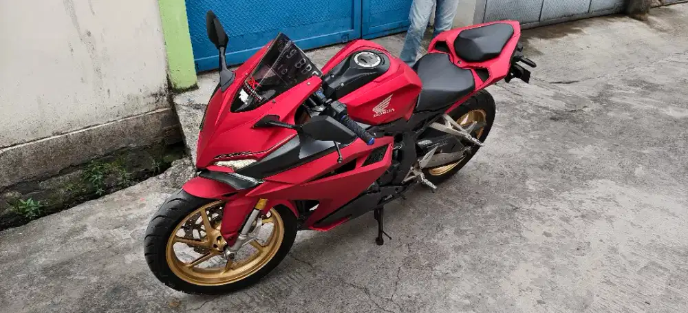 cbr 250rr surat lengkap no minus km 13rb siap gas