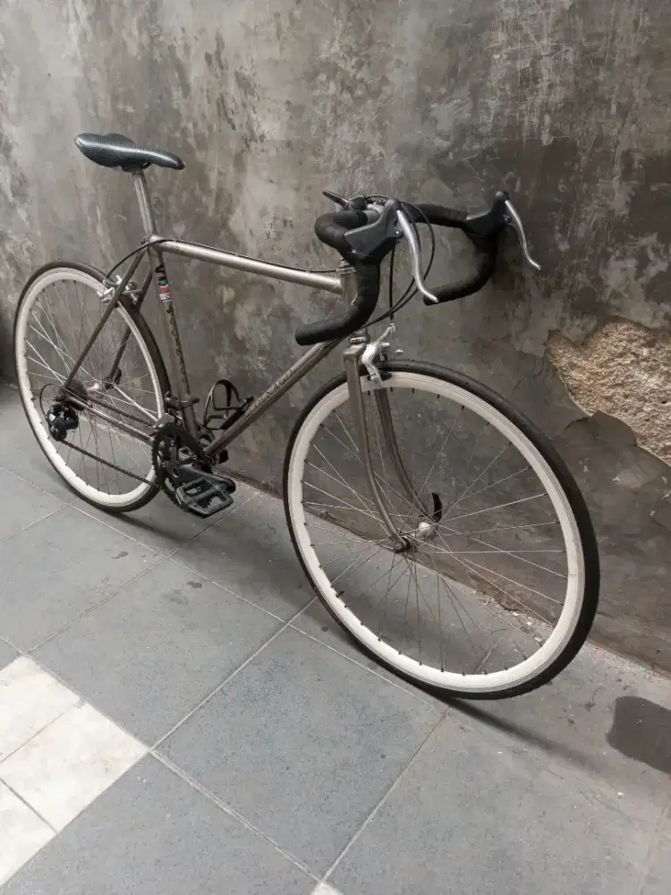 Sepeda balap jadul vintage classic commuter