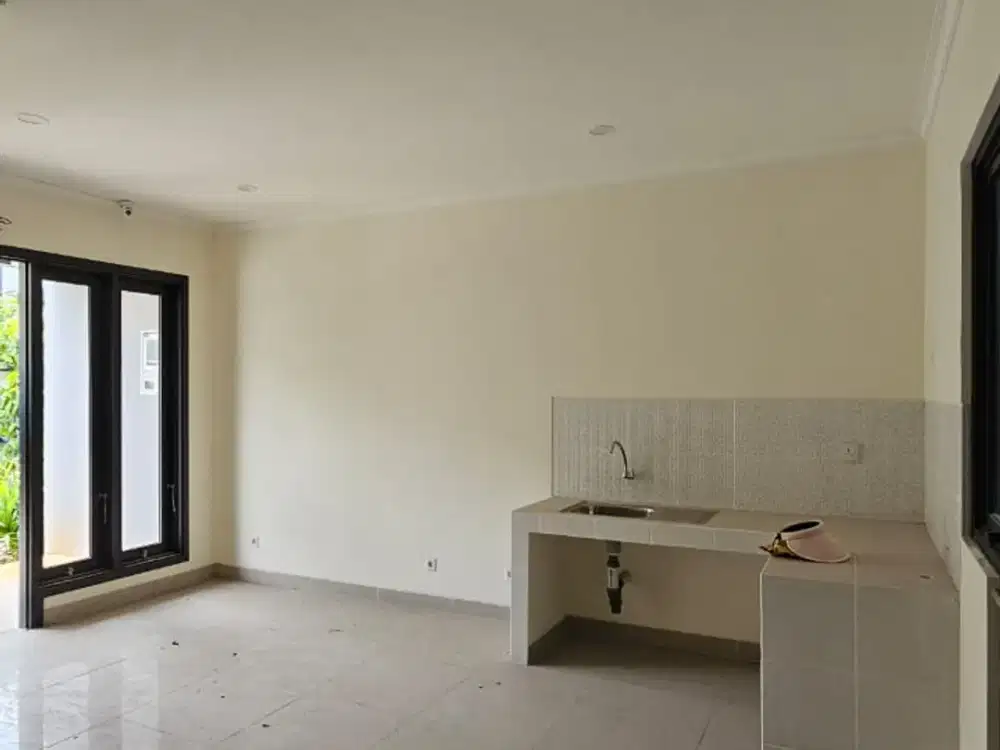 Rumah Hadap Selatan Cluster Baroni 6x12 Gading Serpong