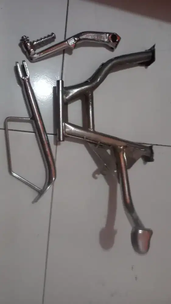 Standar 2 dan 1 dan selahan beat, Scoopy Crome mengkilat