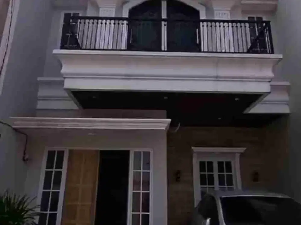 Dijual Rumah Baru Town House 2 Lt di Cipedak Jagakarsa Jakarta Selatan
