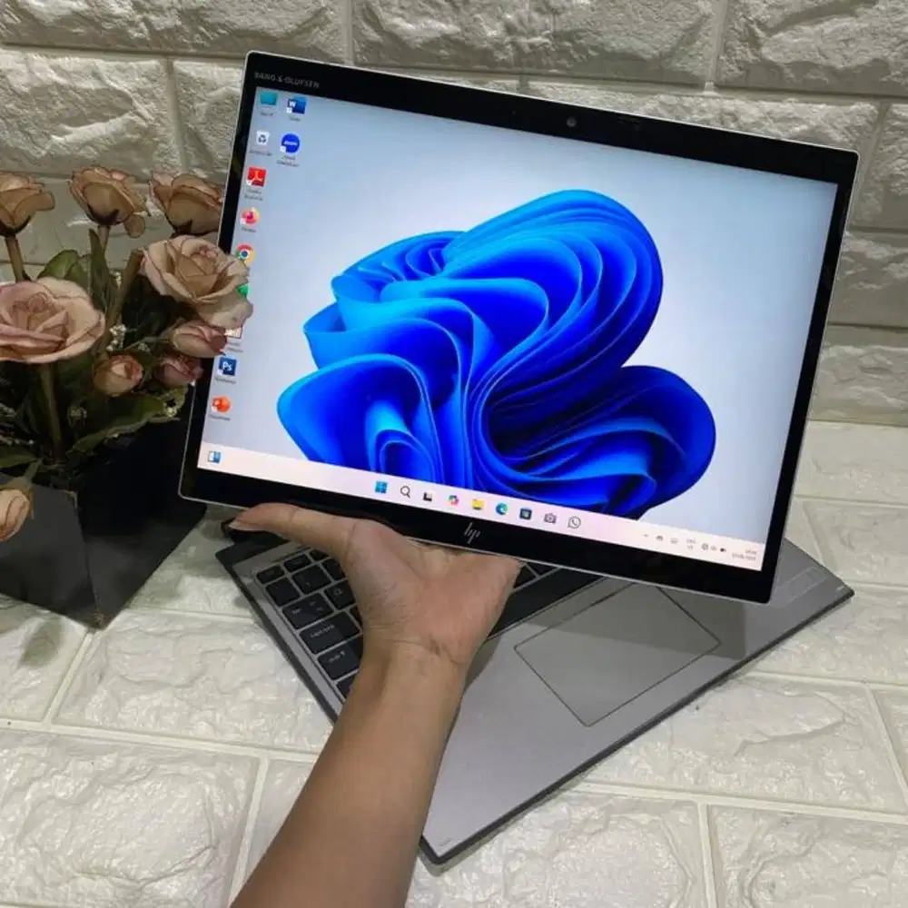 Laptop 2in1 layar bisa lepas HP Folio X2 Core i5 GEN 11 RAM 8GB/256GB