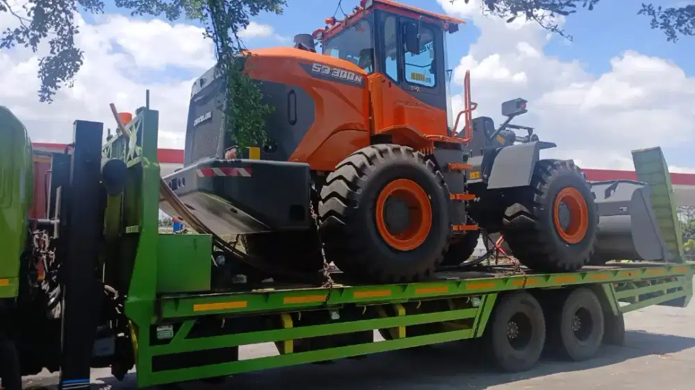 JUAL WHEEL LOADER DOOSAN DEVELON SURABAYA