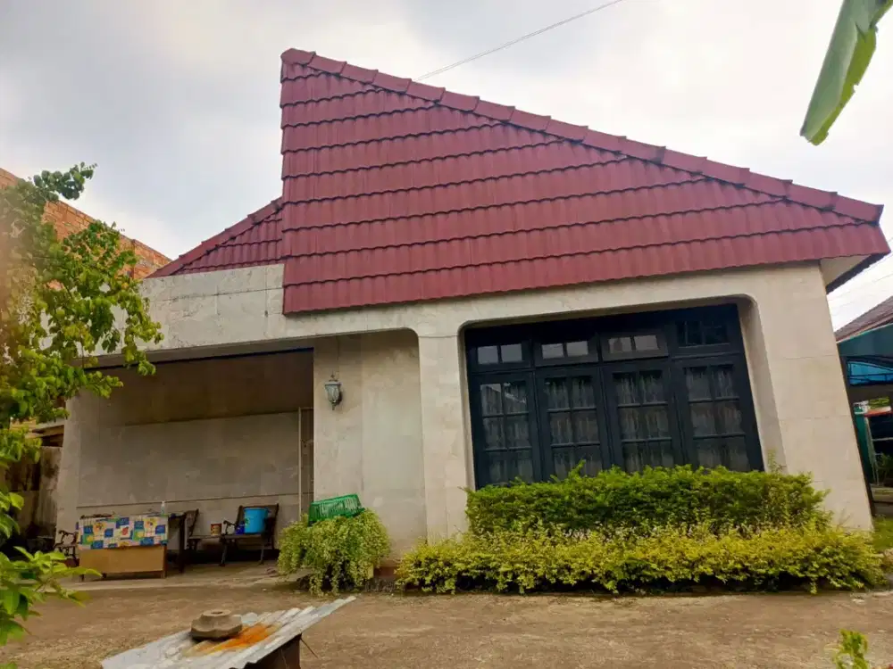 DIJUAL RUMAH BESAR FURNISH DEKAT KAMBANG IWAK PALEMBANG