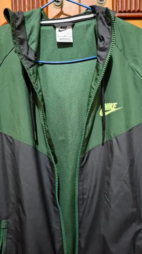 Nike sportswear jacket windrunner for men