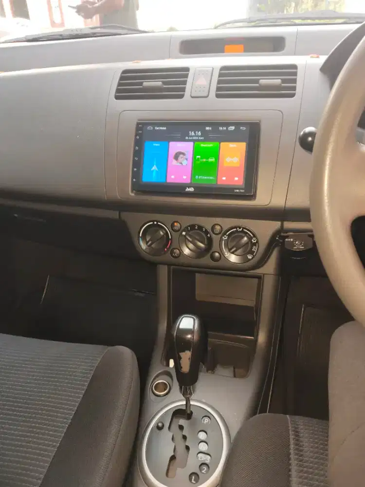 Suzuki Swift tipe ST AT.