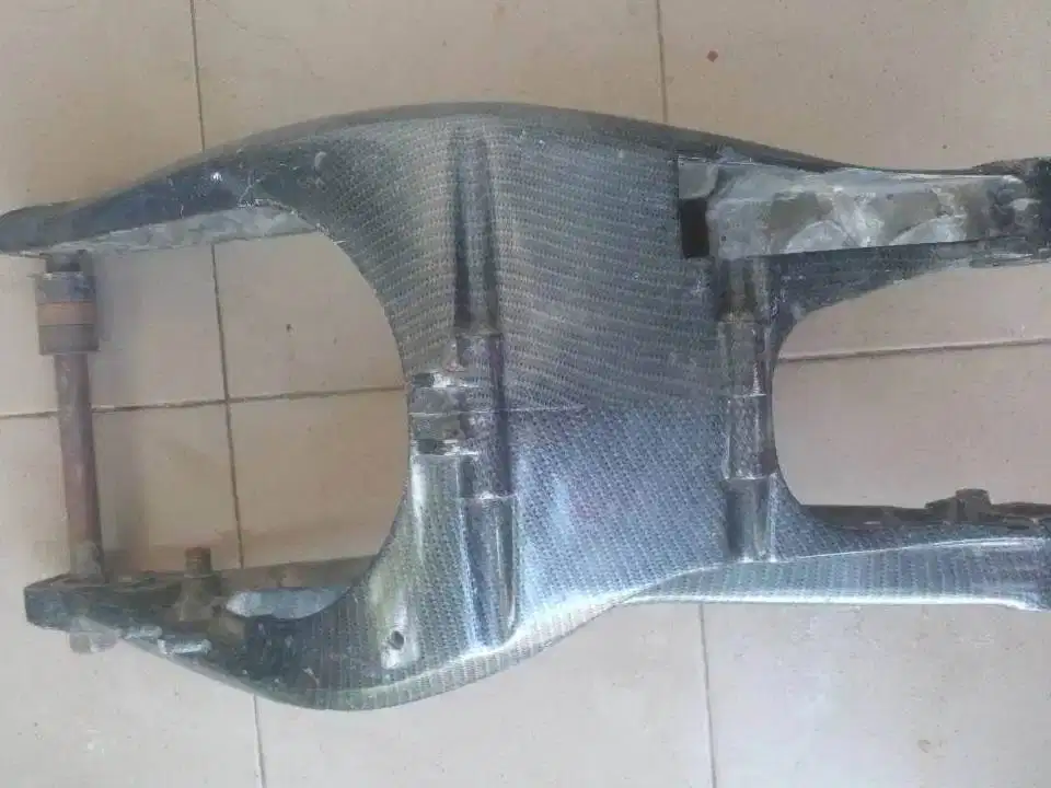 Swing Arm Aprilia 125