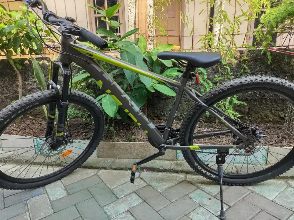 Sepeda Gunung MTB 27.5 Alton Beast