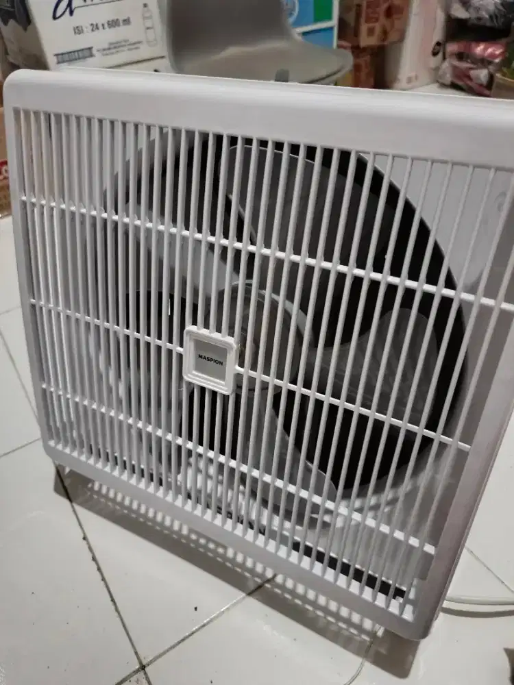 Kipas angin hisap/blower bolak balik maspion mv-300 nex 12 inch